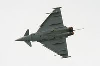 ZJ910 @ EGLF - Taken at Farnborough Airshow on the Wednesday trade day, 16th July 2009 - by Steve Staunton