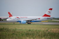 OE-LDD @ LOWW - Austrian Airlines A319 Moscow