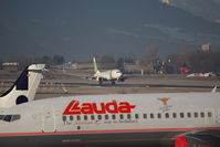 PH-HZG @ LOWI - Boeing 737-8K2