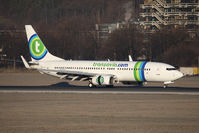 PH-HZG @ LOWI - Boeing 737-8K2