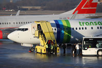 PH-HZG @ LOWI - Boeing 737-8K2