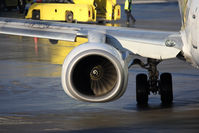 PH-XRC @ LOWI - Boeing 737-7K2