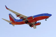 N450WN @ KLAX - Landing 24R at LAX - by Todd Royer