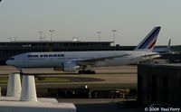 F-GSPT @ IAD - Those GE-90s look massive