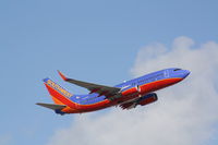 N734SA @ KFLL - Boeing 737-700 - by Mark Pasqualino