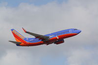 N295WN @ KFLL - Boeing 737-700 - by Mark Pasqualino