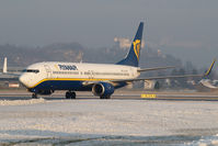 EI-CSO @ SZG - Ryanair Boeing 737-800 - by Yakfreak - VAP