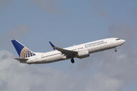 N26226 @ KFLL - Boeing 737-800