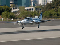 N95CL @ SMO - N95CL arriving on RWY 21 - by Torsten Hoff
