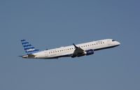 N247JB @ KFLL - ERJ 190-100 IGW