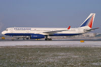 RA-64509 @ SZG - Transaero Airlines Tupolev 214 - by Thomas Ramgraber-VAP
