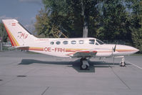 OE-FRH @ VIE - Wachauflug Cessna 414 - by Yakfreak - VAP