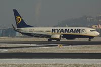 EI-DPS @ LOWS - RAYNAIR  Boeing 737-8AS/W  c/n33641 - by Delta Kilo