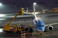 D-ATUE @ SZG - Boeing 737-8K5/W