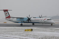 OE-LGB @ SZG - Bombardier Inc. DHC-8-402