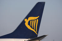 EI-DAH @ SZG - Boeing 737-8AS - by Juergen Postl