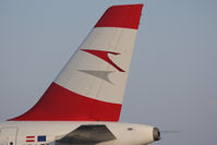 OE-LBA @ SZG - Airbus A321-111 - by Juergen Postl