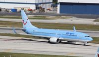 D-AHFP @ KFLL - Boeing 737-800 - by Mark Pasqualino