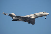 OE-IKM @ VIE - Bombardier BD-700-1A10 Global Express - by Juergen Postl