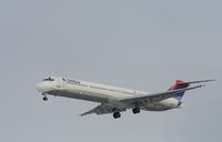 N926DL @ KORD - MD-88