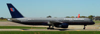 N593UA @ KMSP - Taxi to gate - by Todd Royer