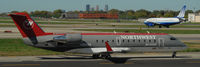 N8665A @ KMSP - Taxi to gate - by Todd Royer
