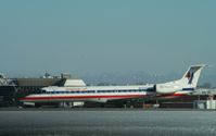 N652RS @ KMKE - EMB-145LR