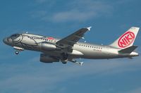 OE-LEK @ LOWW - NIKIS A319 - by Delta Kilo