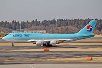 HL7460 @ RJAA - At Narita - by Micha Lueck