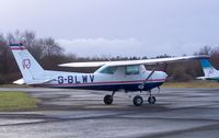 G-BLWV @ EGLK - REIMS CESSNA F152 - by moxy