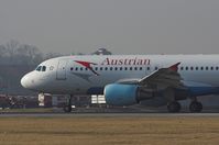 OE-LBU @ LOWW - AUSTRIAN AIRLINES again without Euro2008 sticker - by Delta Kilo