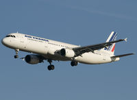 F-GTAJ @ LEBL - On final to RWY 25R. - by Jorge Molina