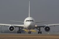 OE-LAZ @ LOWW - AUSTRIAN AIRLINES - by Delta Kilo