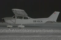 OE-DCA @ VIE - Cessna 172 - by Yakfreak - VAP