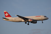 HB-IJP @ VIE - Airbus A320-214