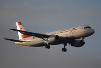 OE-LBN @ VIE - Airbus A320-214 - by Juergen Postl