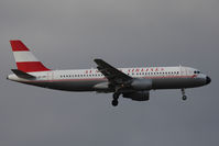 OE-LBP @ VIE - Airbus A320-214