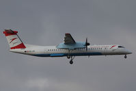 OE-LGG @ VIE - Bombardier DHC-8-402