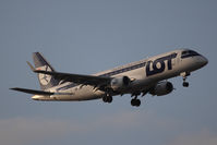 SP-LIA @ VIE - Embraer 175SD