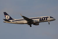 SP-LIA @ VIE - Embraer 175SD