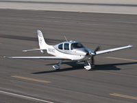 N814CT @ SMO - N814CT taxiing - by Torsten Hoff