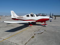 N2544T @ KPIE - parked @ KPIE - by Mike Schwab
