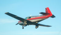 N231HG @ S50 - seconds from touchdown - by Wolf Kotenberg