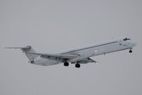 F-GMLU @ VIE - McDonnell-Douglas MD-83