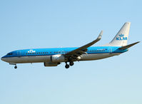 PH-BXB @ LEBL - Landing rwy 07R - by Shunn311