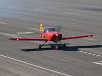 N999ST @ SMO - N999ST taxiing - by Torsten Hoff