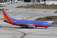 N916WN @ KFLL - Boeing 737-700 - by Mark Pasqualino