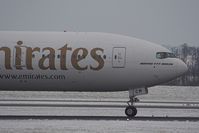 A6-ECM @ LOWW - EMIRATES new Boeing del.22.01.2009 - by Delta Kilo