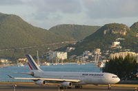 F-GLZT @ TNCM - Airfrance taxing runway 10 - by daniel jef