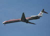 N271AA @ MCO - American MD-82